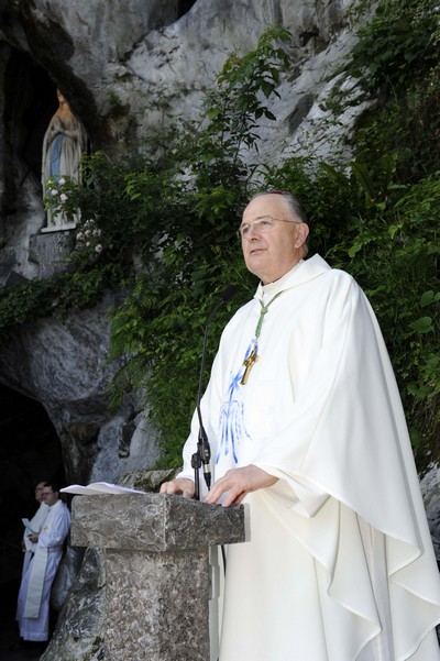 Lourdes2011d